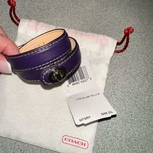NWOT COACH Leather Turn Lock Wrap Bracelet Marine